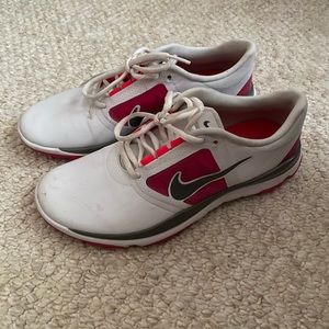 Nike women’s golf shoes